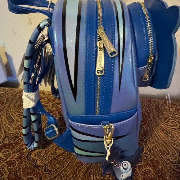 KPop Demon Hunters Exclusive Derpy Cosplay Light-Up Glow Mini Backpack Loungefly main image 7